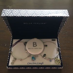 Bella Perlina live love laugh bracelet set